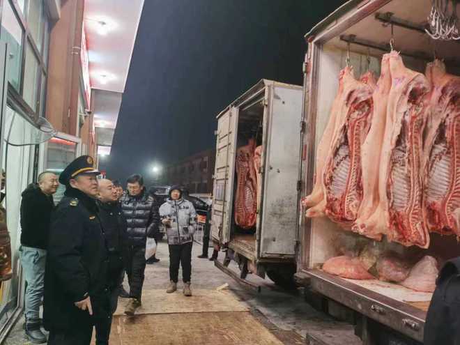 守护“舌尖上的年味” 河北全省夜查保春节放心肉上市